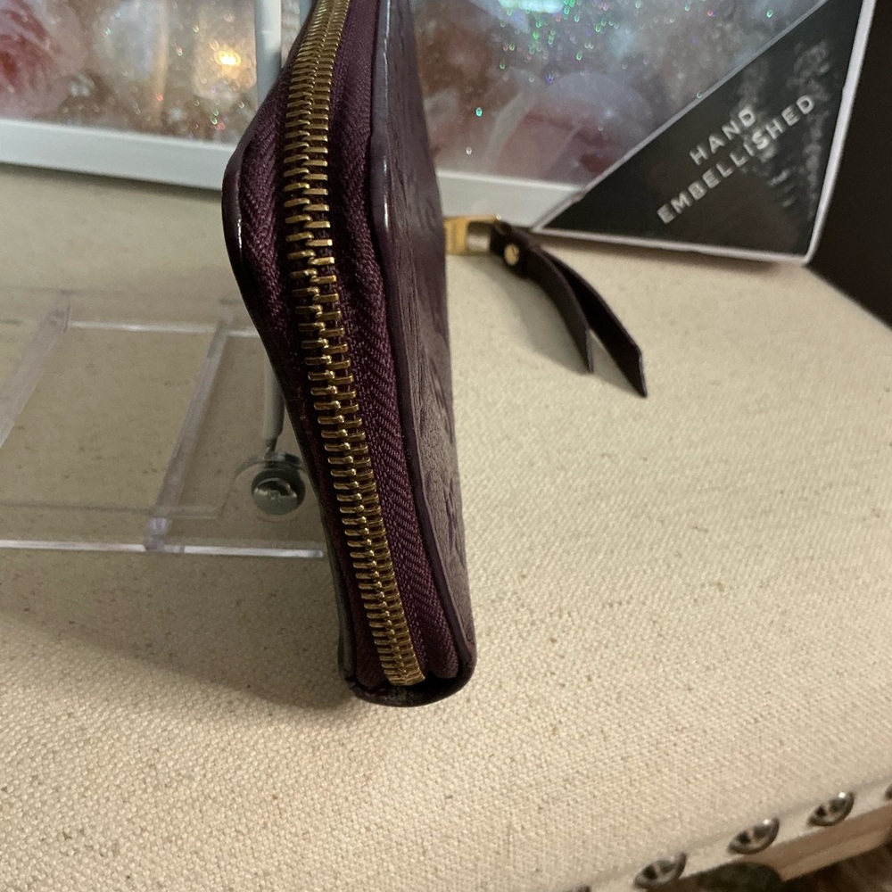 Louis Vuitton Purple/Amethyst Wallet Luxurious Monogram Empreinte Leather Design - Picture 6 of 9